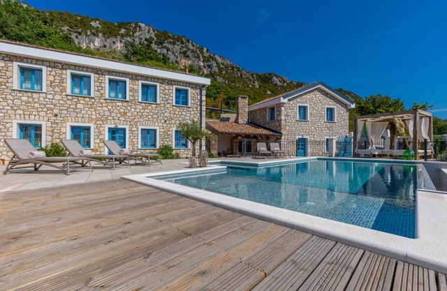 Villa Hilltop (V1931-K1) - Bribir