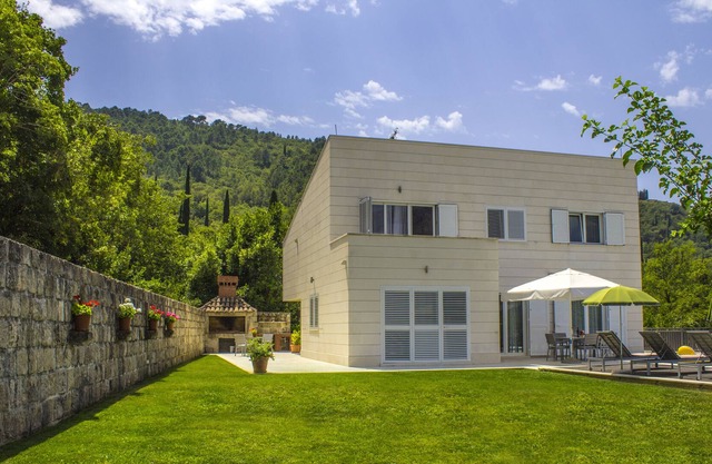 Villa in Gruda near Cavtat & Dubrovnik - Large Swimming pool (10m x 4m x 1.6m)