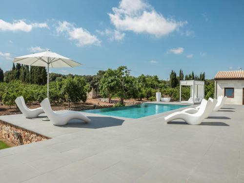 Villa in Muro with Pool and Tramontana Views