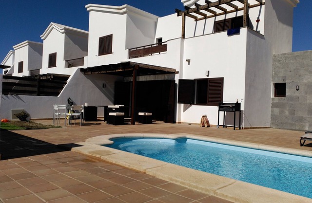 VILLA IN PLAYA BLANCA, PRIVATE and Heated POOL, A/C, 2 BED ROOMS