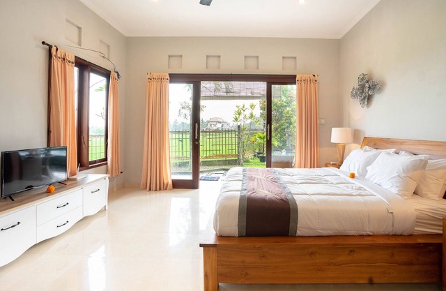 Villa In Ubud - Dewa Dewi Hotel 1 2BR Villa