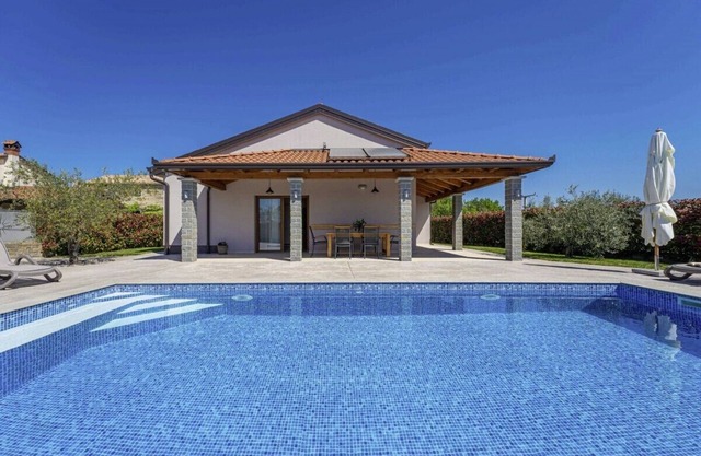 Villa Ingrid in Buzet - Haus für 6 Personen