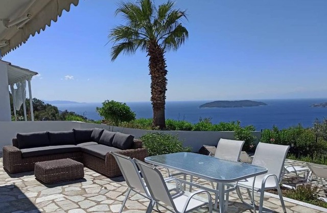 Villa Kalliope theater-like sea views, 3 bedrooms