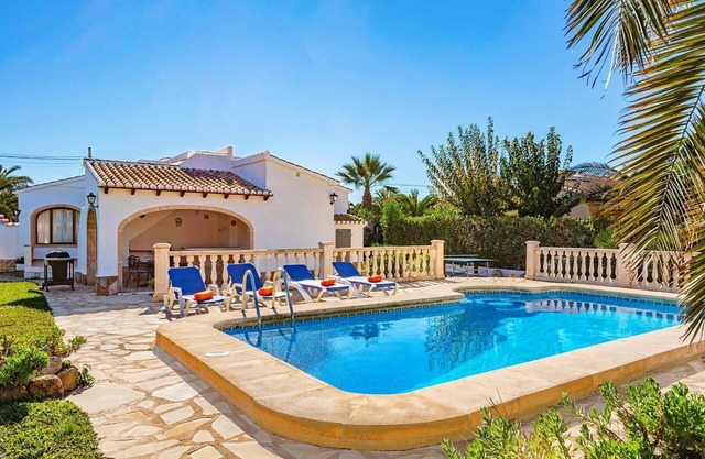 Villa Kerry by Villa Plus