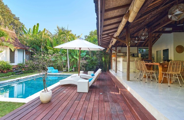 Villa Ketenangan