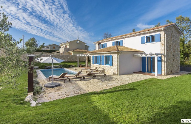 Villa Kvinta nearby Labin – Crovillas GmbH