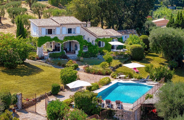 VILLA L’HERBIER Sea & Montain vue in Tourrettes-sur-Loup