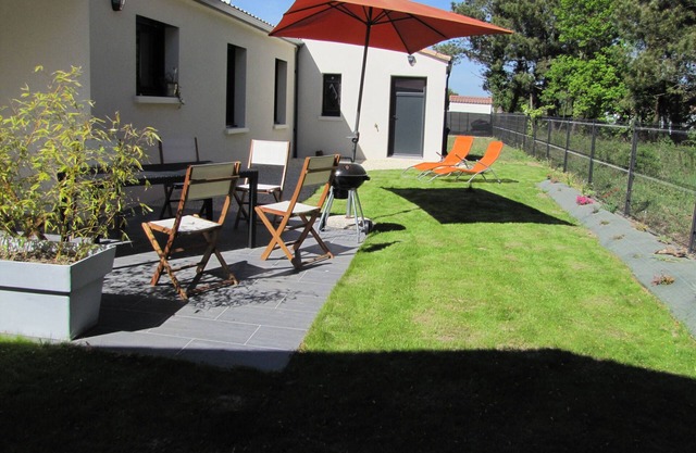 Villa La Palmyre/Les Mathes Covered terrace garden Air conditioning WIFI RES SECURED