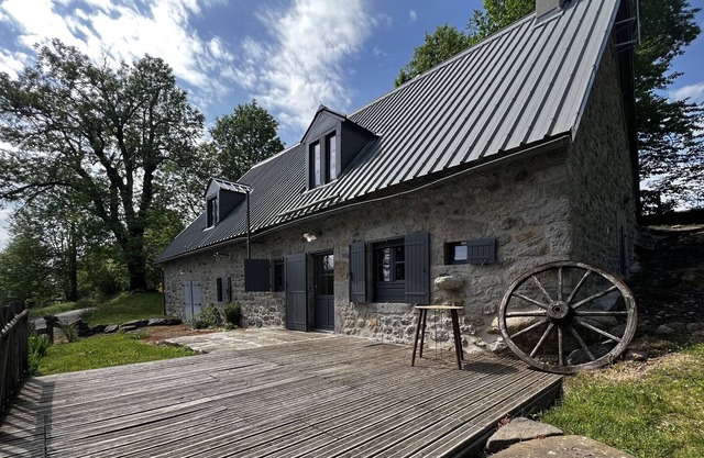 Villa La Tour-d'Auvergne, 4 bedrooms, 8 persons