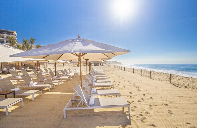 Villa La Valencia Beach Resort & Spa Los Cabos with Lazy River 2 Bedroom Elite