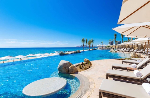 Villa La Valencia Beach Resort & Spa Los Cabos
