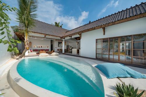 Villa Lagoona