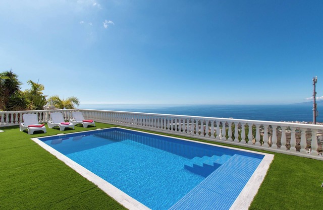 Villa Las Vistas Alta. Wonderful 3 Bedroom Villa