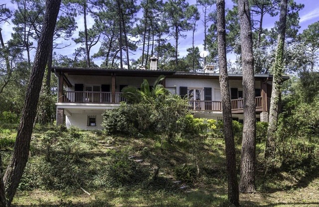 Villa LE MENEZ for 10 persons with view on the marine lake