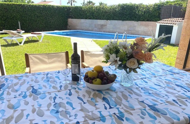 Villa 'Los Tres' with Private Pool, Wi-Fi and Air Conditioning
