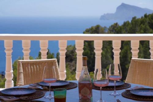 Villa Macondo, Stunning Oceanview in Altea Hills