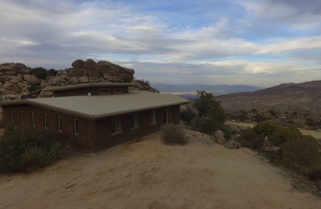 Villa Manzanita, Sustainable Luxury Villa Vacations- Coachella Festival Packages