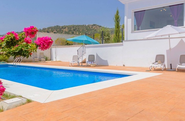 Villa María de Periana by Ruralidays