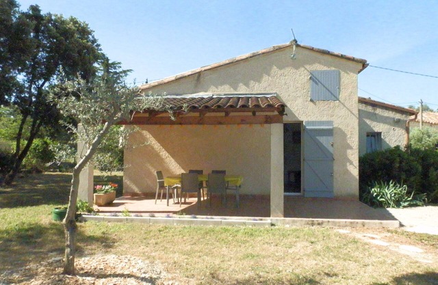 Villa Marguerite at the foot of Mont Ventoux