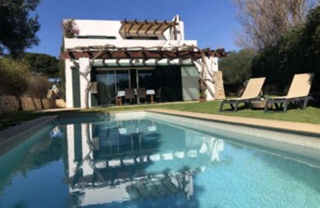 VILLA MARINA BINIANCOLLA, POOL & SEA VIEWS