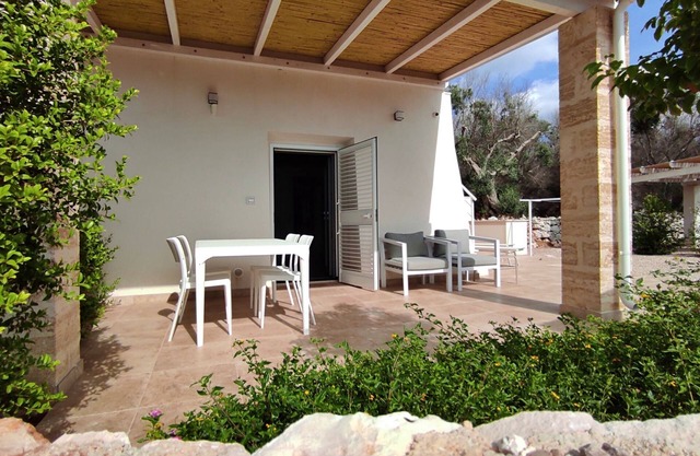 Villa Marvista - Lantana. Seaview and Private Garden