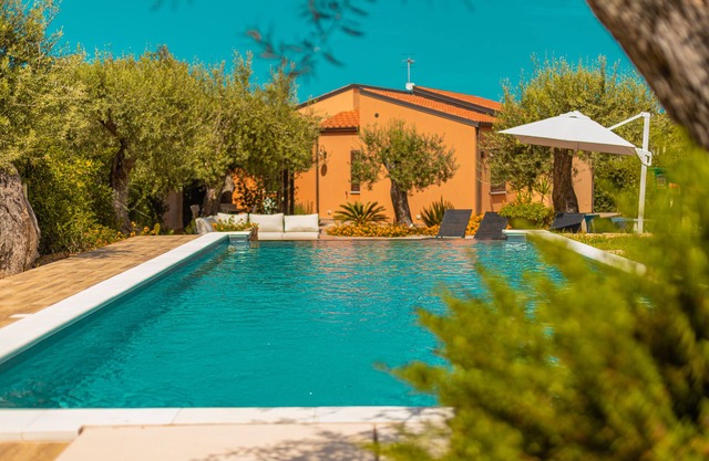 Villa Monica with private pool for 5 people with 3 bedrooms in Cefalù