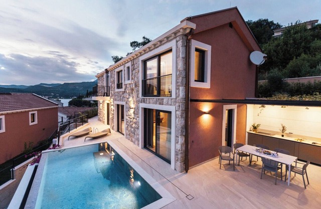 Villa Nala 1 Brand new twin villas close to Dubrovnik