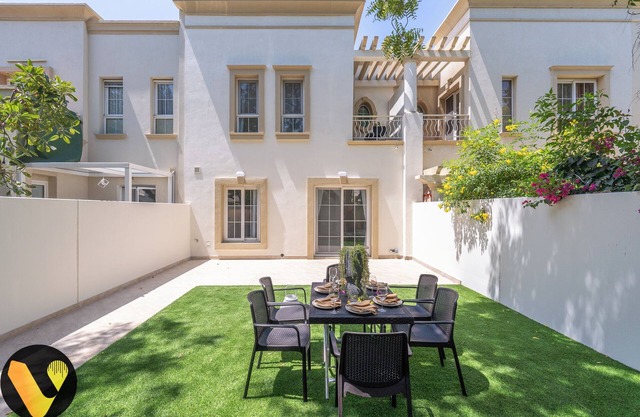 Villa Near Golf Ski Dubai ibn battuta M