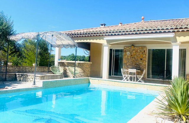 Villa Nimes