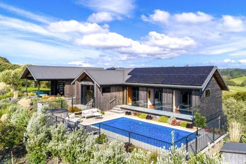 Villa Obsidian including Obsidian Yurts by Waiheke Pure