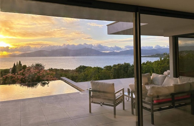 Villa OLYMPE - 4 bedrooms, swimming pool, panoramic sea view