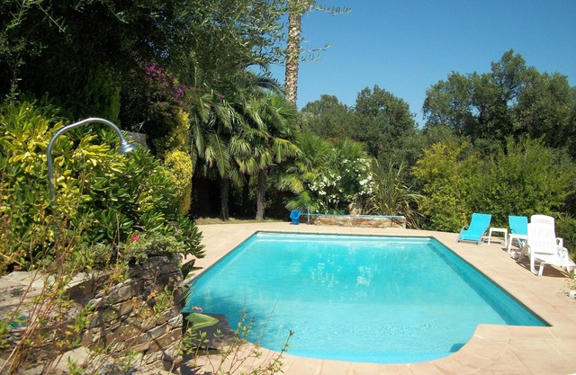Villa on a hill with exceptional view over the sea, lots of charm