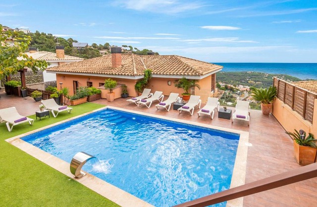 Villa Origami