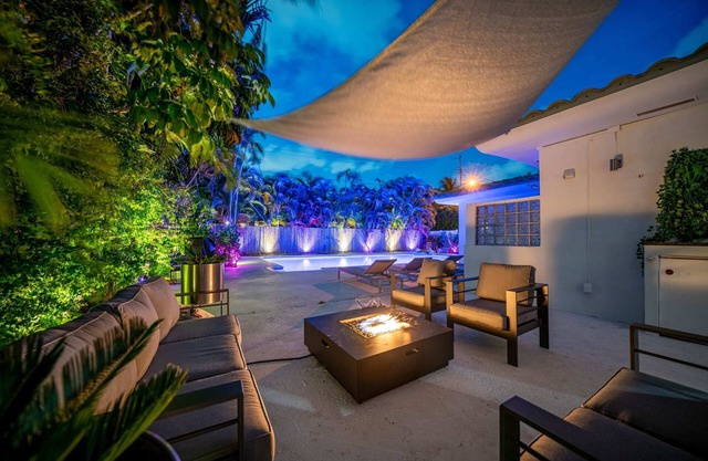 Villa Paradiso Private Pool, Movie theater, Golf