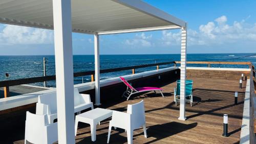 VILLA PHARE CARAÏBES Guadeloupe - Rooftop Jacuzzi & Ocean View