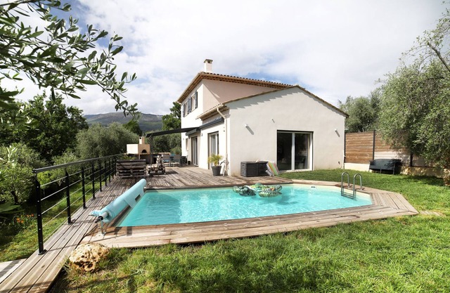 Villa Piscine Chaufee Grasse-saint Jacques