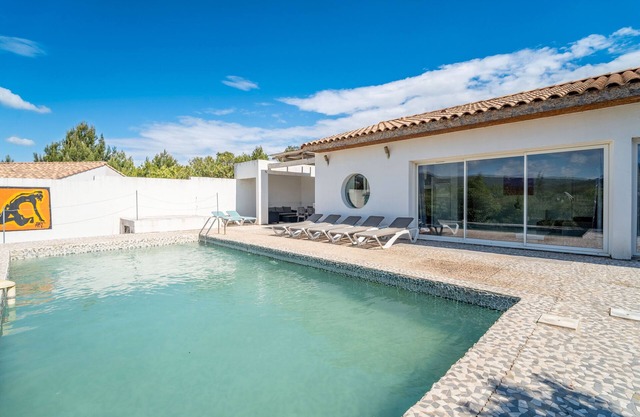 Villa 'Piscine Privée Proche Plages' with Private Pool, Private Terrace and Wi-Fi