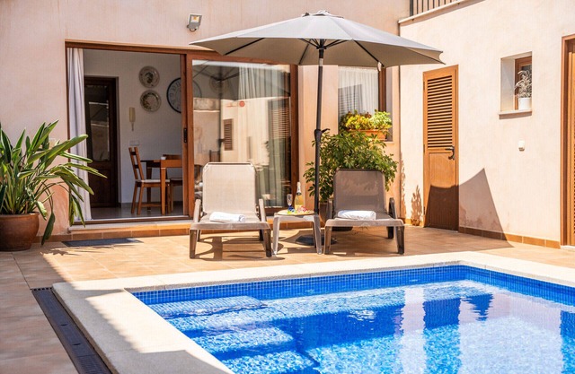 Villa Placeta in Mallorca with swimming pool and barbecue
