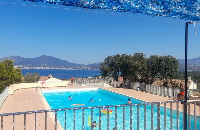 VILLA PORTICCIO 6 PAX SEA VIEW BRILOC APARTMENTS.