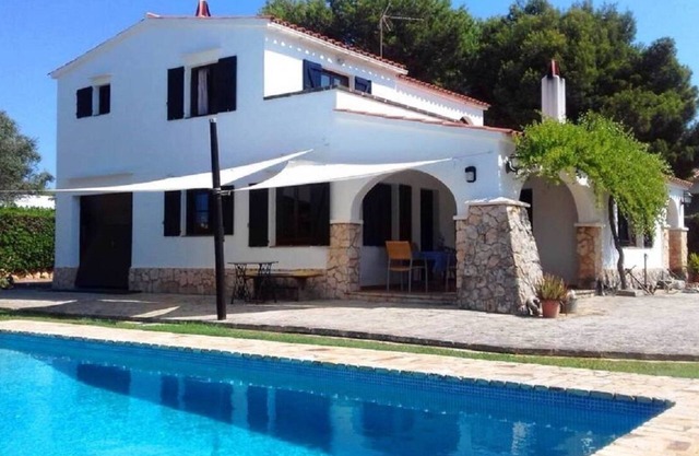 Villa Privada CON Piscina Y Jardín, A 100 Metros DE LA Playa