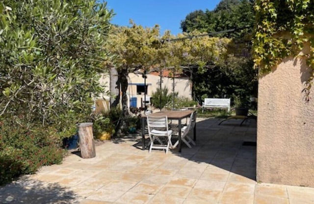 Villa Provençale au bord de mer