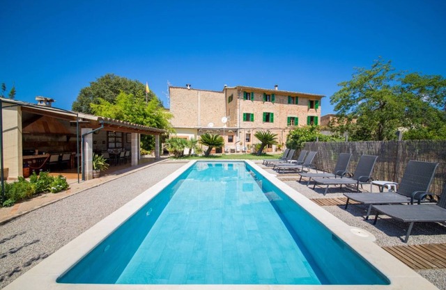 Villa Rae with Mountain View, Wi-Fi, Garden, Terrace & Pool