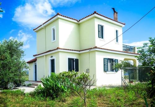 Villa Rania: Ευάερη βίλα με θέα τη θάλασσα