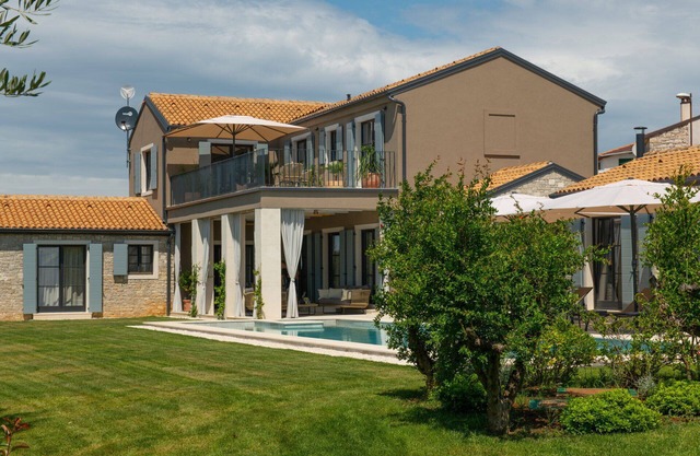 Villa Riposo with Pool