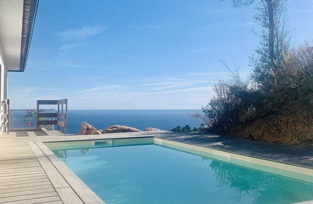 Villa Spacieuse vue Mer Avec Piscine