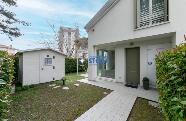 Villa Stella Luxury Apartment in Jesolo [Park]