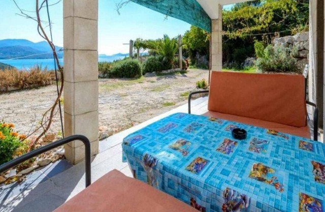 Villa Sunce Doli - One-Bedroom Apartment with Balcony and Sea View