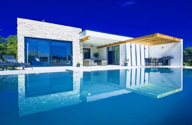 Villa Tila (Istria - Svetvinčenat)