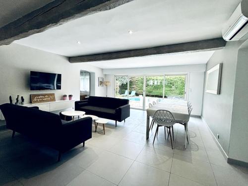 Villa Tropicannes Pool 5 bedrooms