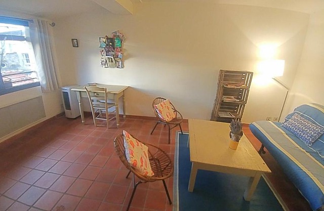 VILLA TRUCHET, Place du Forum, calme, wifi